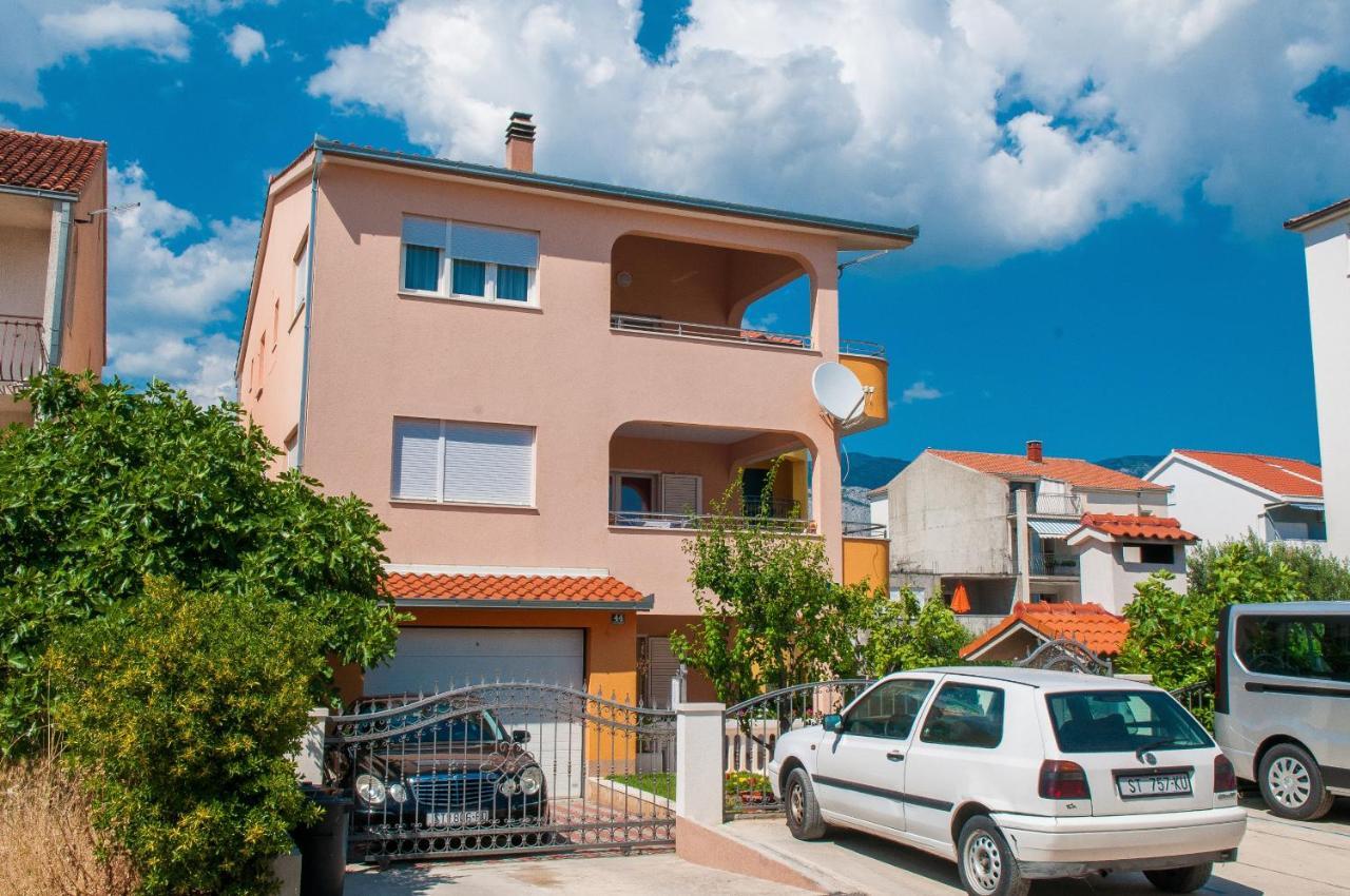 Apartments Anita Stobrec Exterior photo